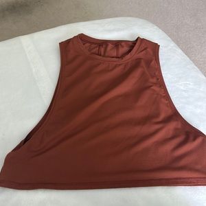 lululemon muscle love crop tank